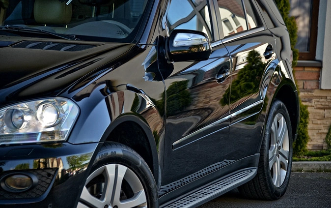Mercedes-Benz ML cena 49999 przebieg: 330000, rok produkcji 2009 z Brzozów małe 781